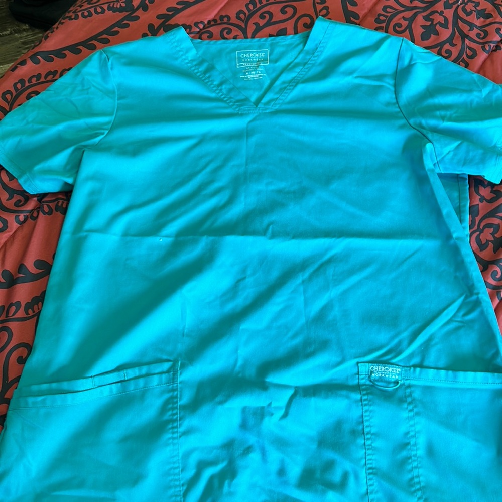 Cherokee scrub set